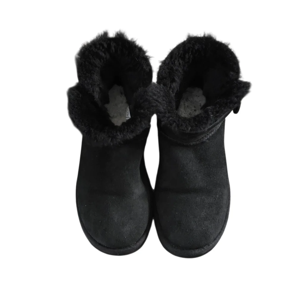 UGG Australia Mini Bailey Black Button Logo Detail Boots Size 8 Warm Cozy Core